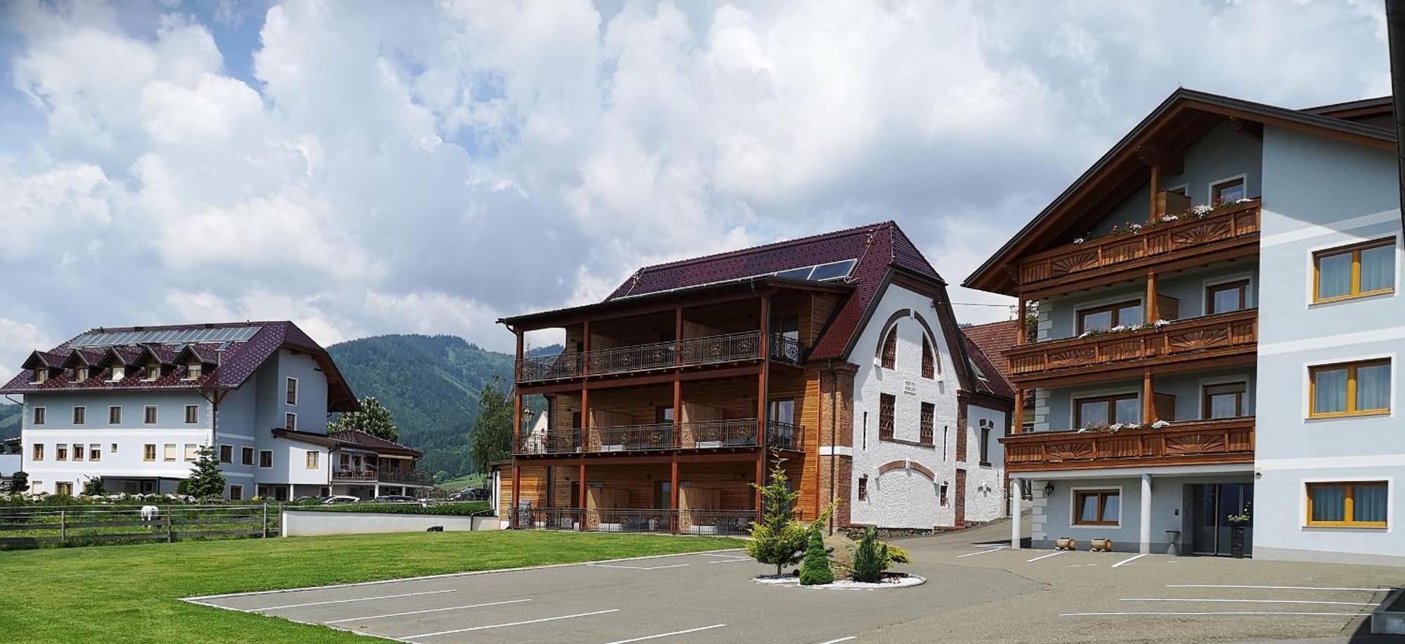 Hotel Restaurant Perschler Rattenberg  Екстериор снимка