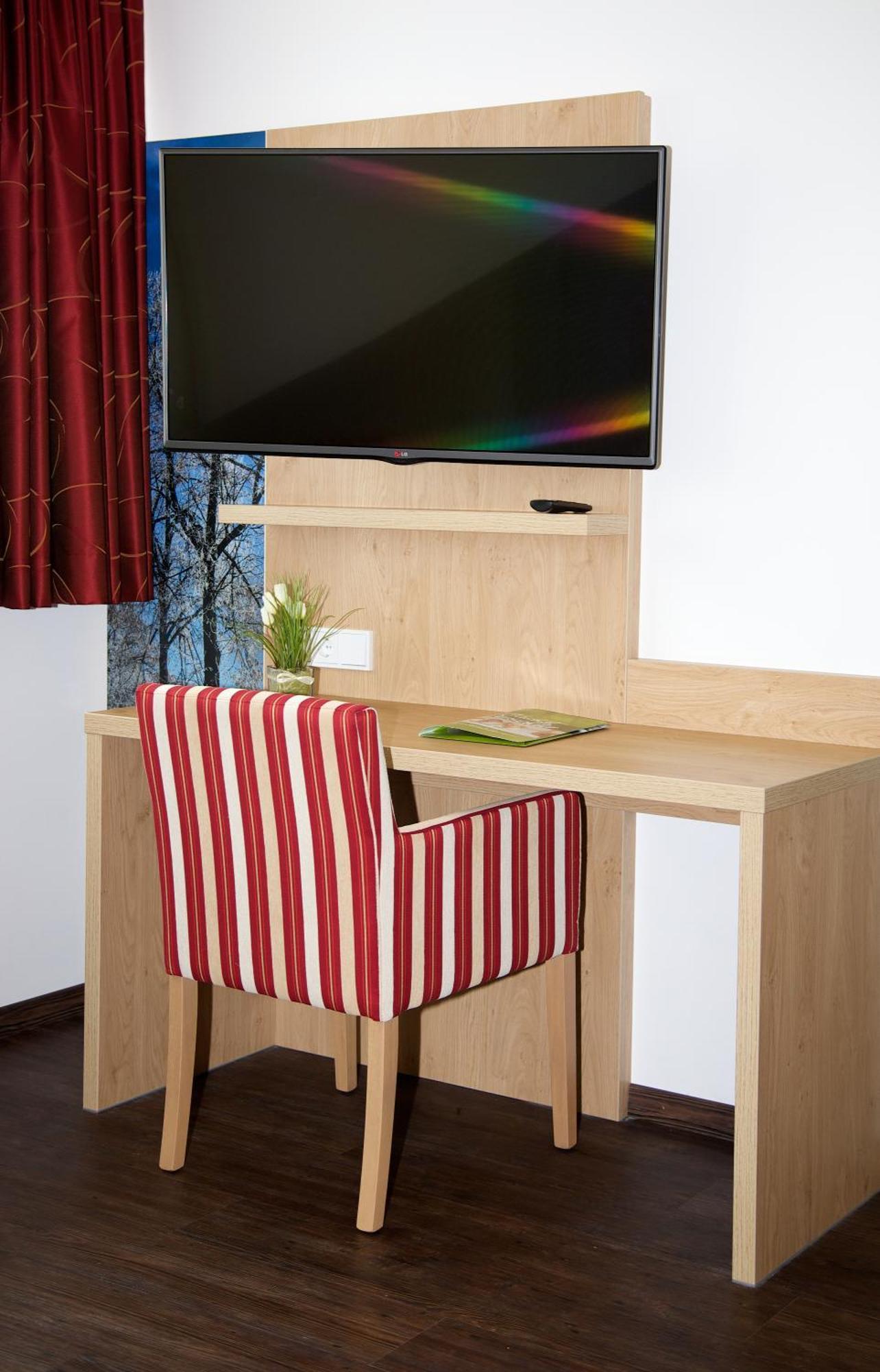 Hotel Restaurant Perschler Rattenberg  Стая снимка