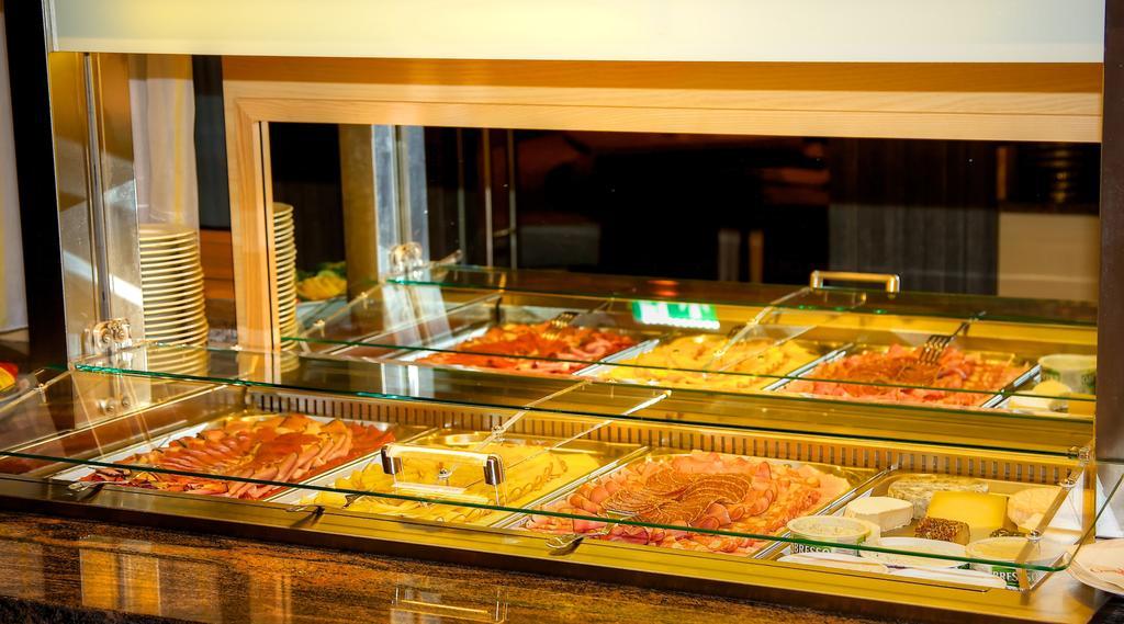 Hotel Restaurant Perschler Rattenberg  Екстериор снимка
